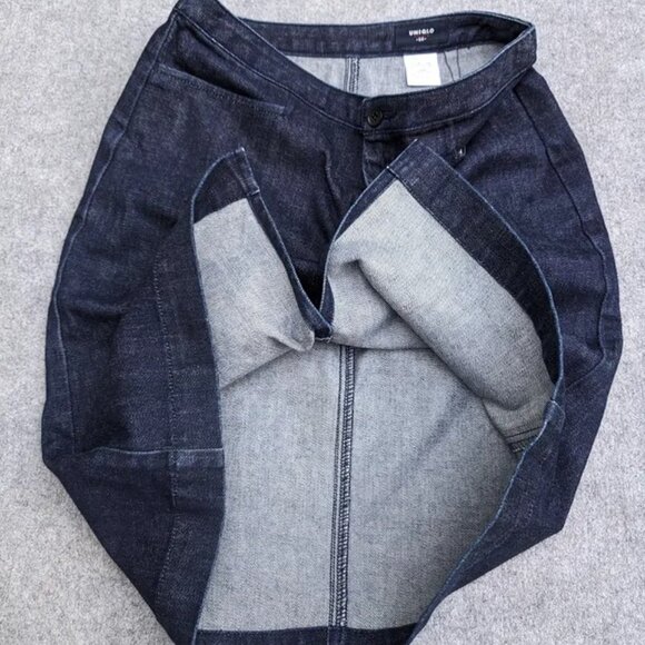 Chic Denim Midi Skirt with Front Slit - Picture 4 of 4